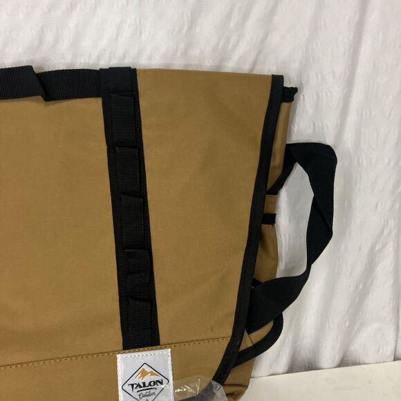 New Large Talon Outdoor Messenger Computer Laptop Bag Canvas w/packaging - Picture 3 of 13